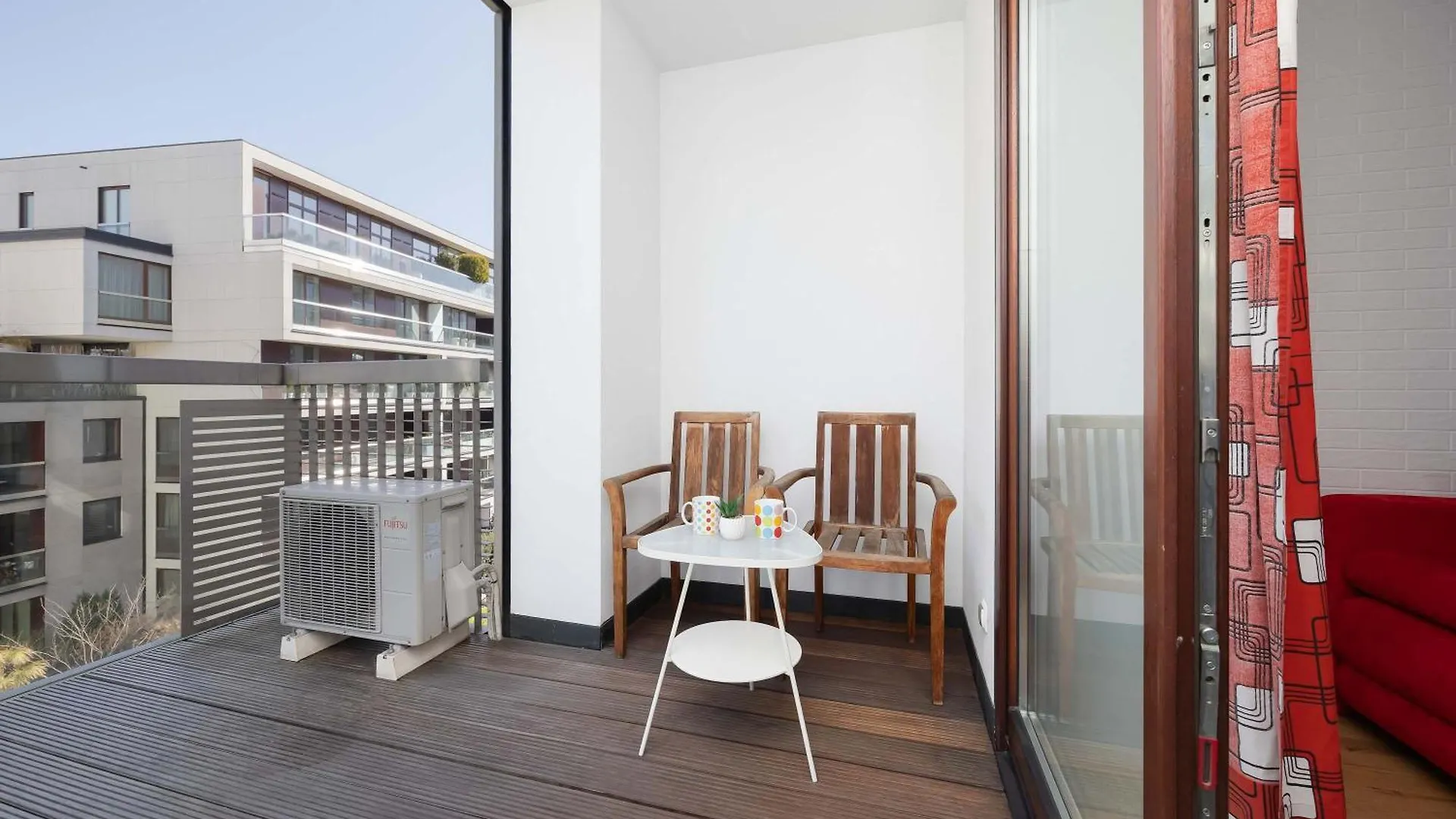Leszczynska American Retro Apartment With Balcony Warsaw'S Powisle By Noclegi Renters Poland