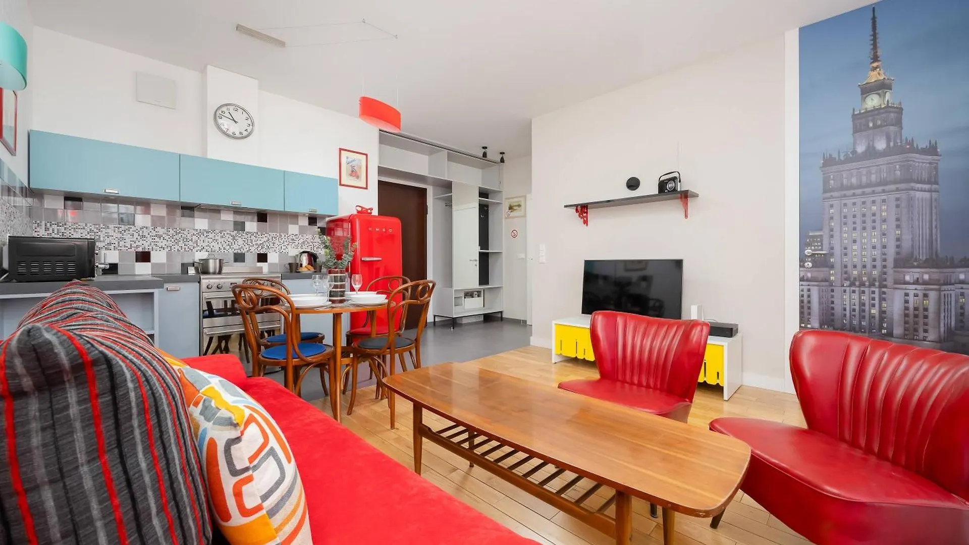 Leszczynska American Retro Apartment With Balcony Warsaw'S Powisle By Noclegi Renters