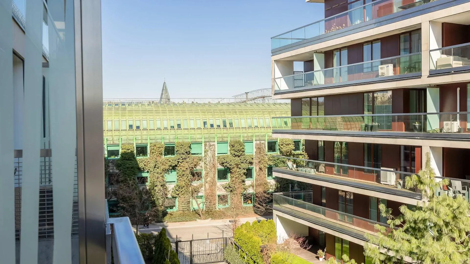 Leszczynska American Retro Apartment With Balcony Warsaw'S Powisle By Noclegi Renters Poland